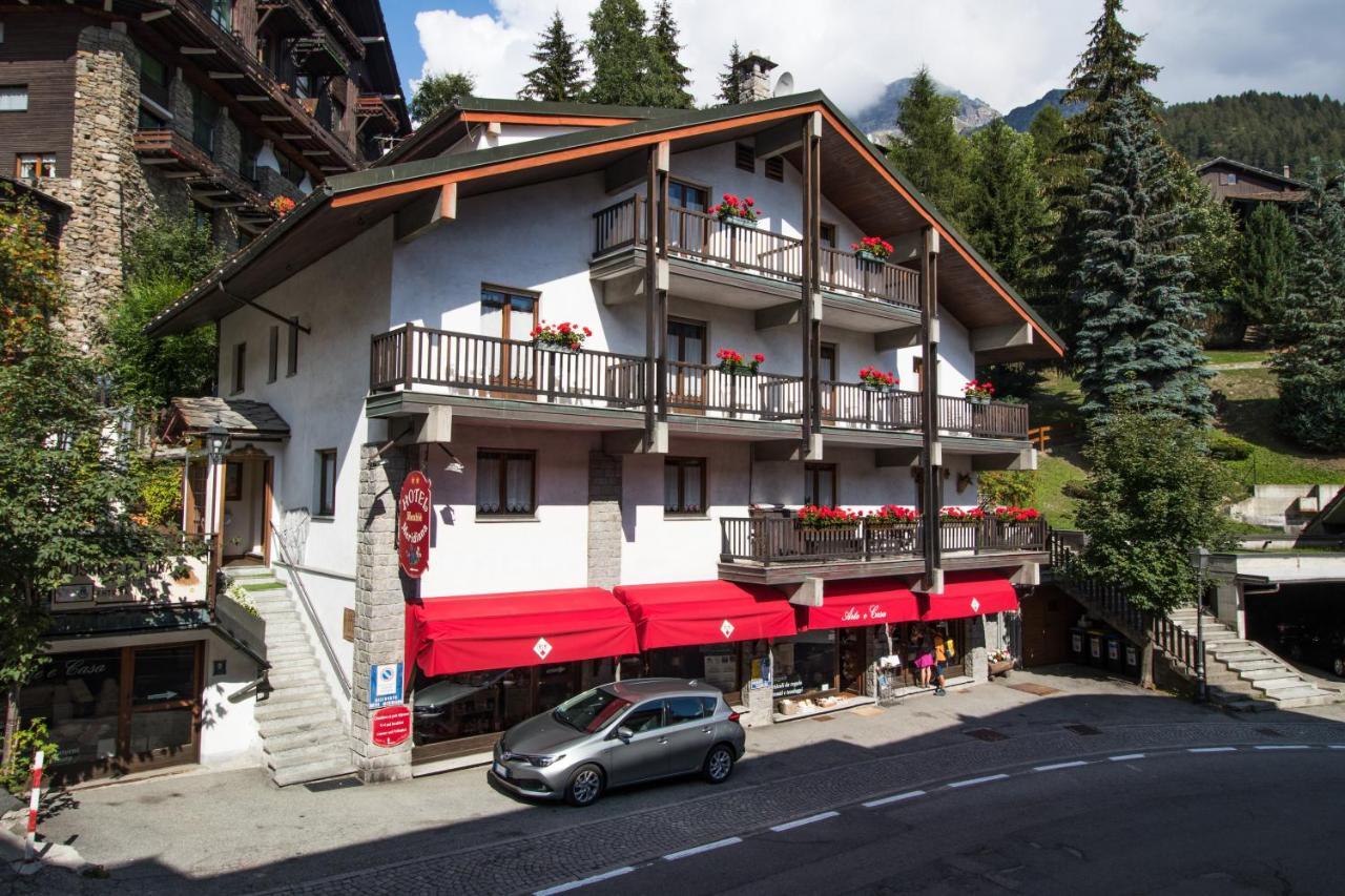 Hotel Meuble Meridiana Valtournenche Exteriér fotografie
