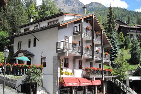 Hotel Meuble Meridiana Valtournenche Exteriér fotografie