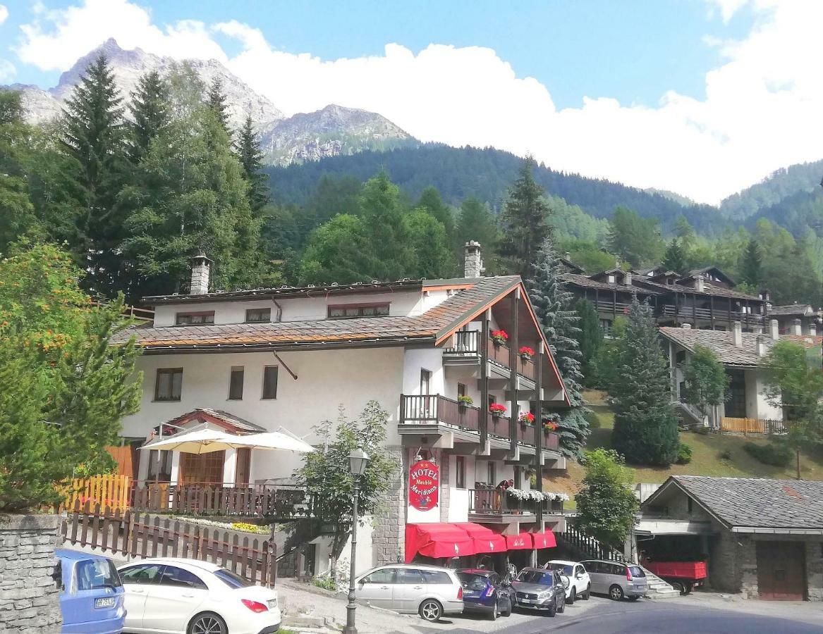 Hotel Meuble Meridiana Valtournenche Exteriér fotografie